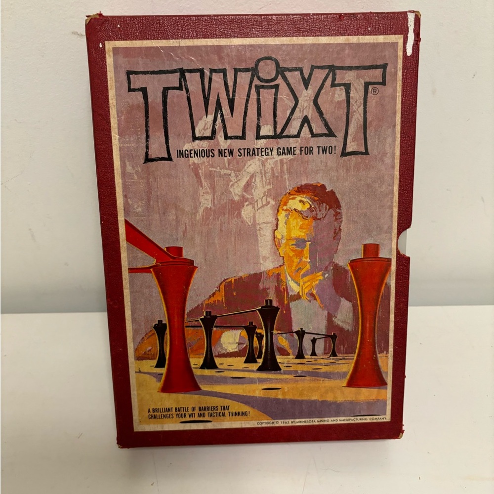 Vintage 1962  Twixt Strategy board game